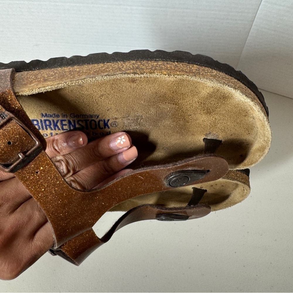 Birkenstock Gizeh Brown Comfort Summer Glitter Leather Sandals  Size 40 - Picture 12 of 15